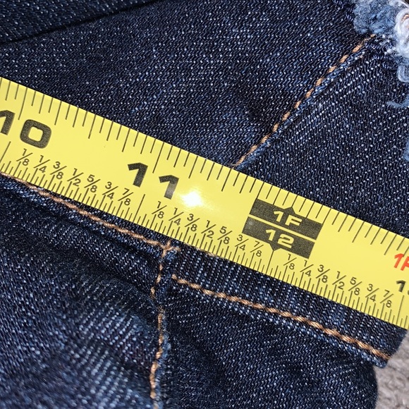 Decree Jean Shorts - Picture 5 of 5